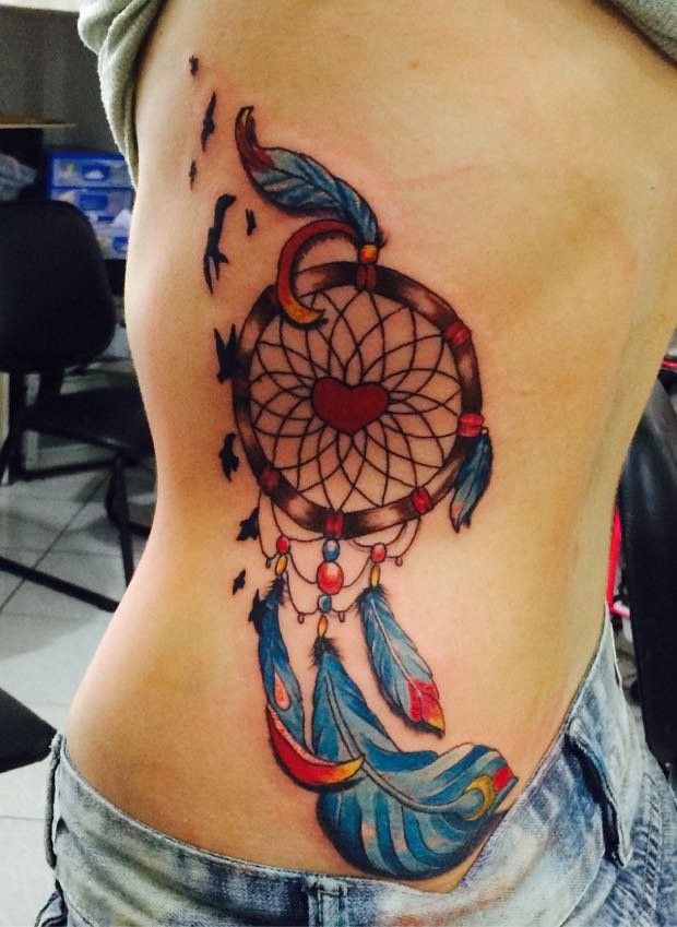 Sueños capturados: 35 diseños de tatuajes de atrapasueños para mujeres