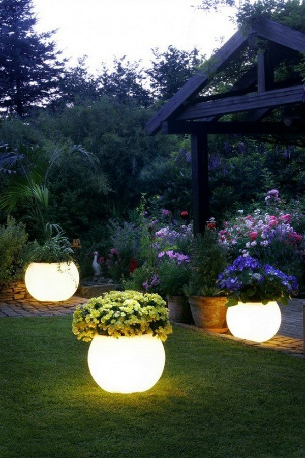 15 Gorgeous Ways to Light Up Your Backyard